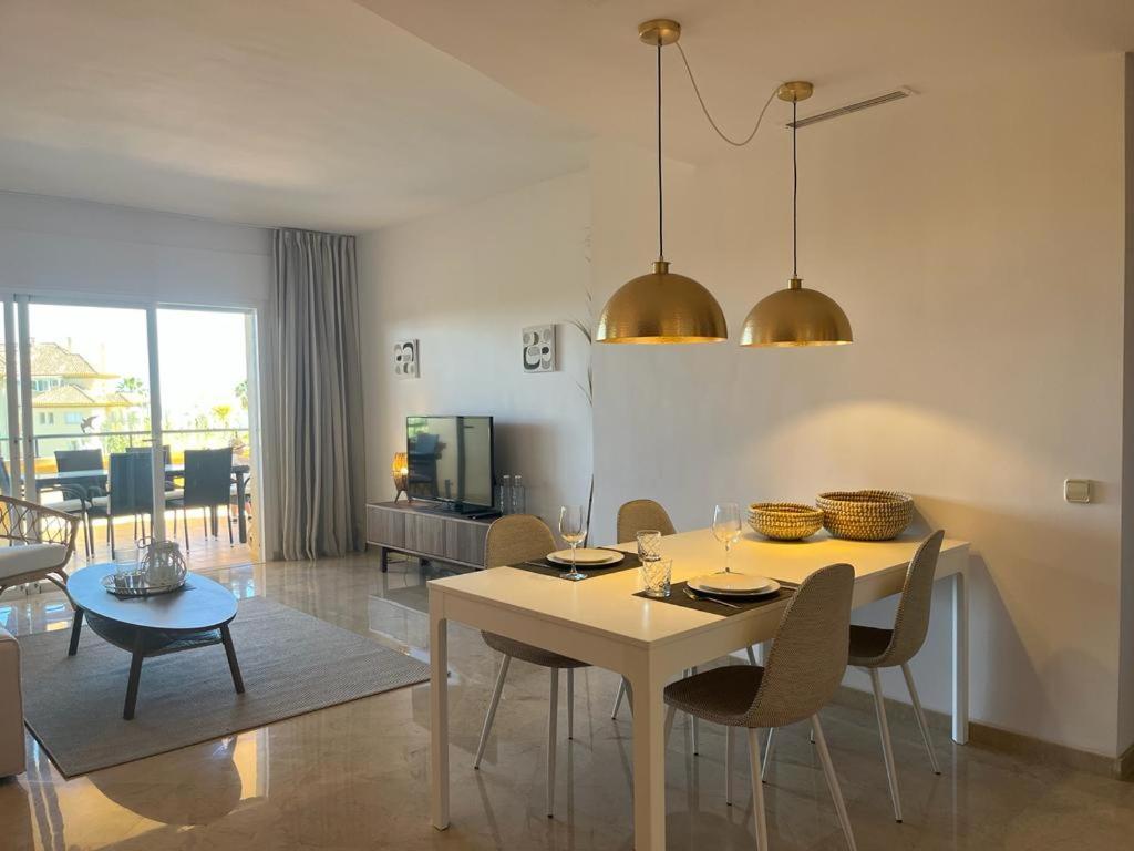 New Refurnished Apartment Elviria Hills Marbella Esterno foto
